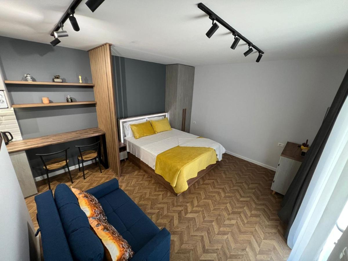 Florent'S Superb Studio, Free Parking & Garden!! 티라나 외부 사진